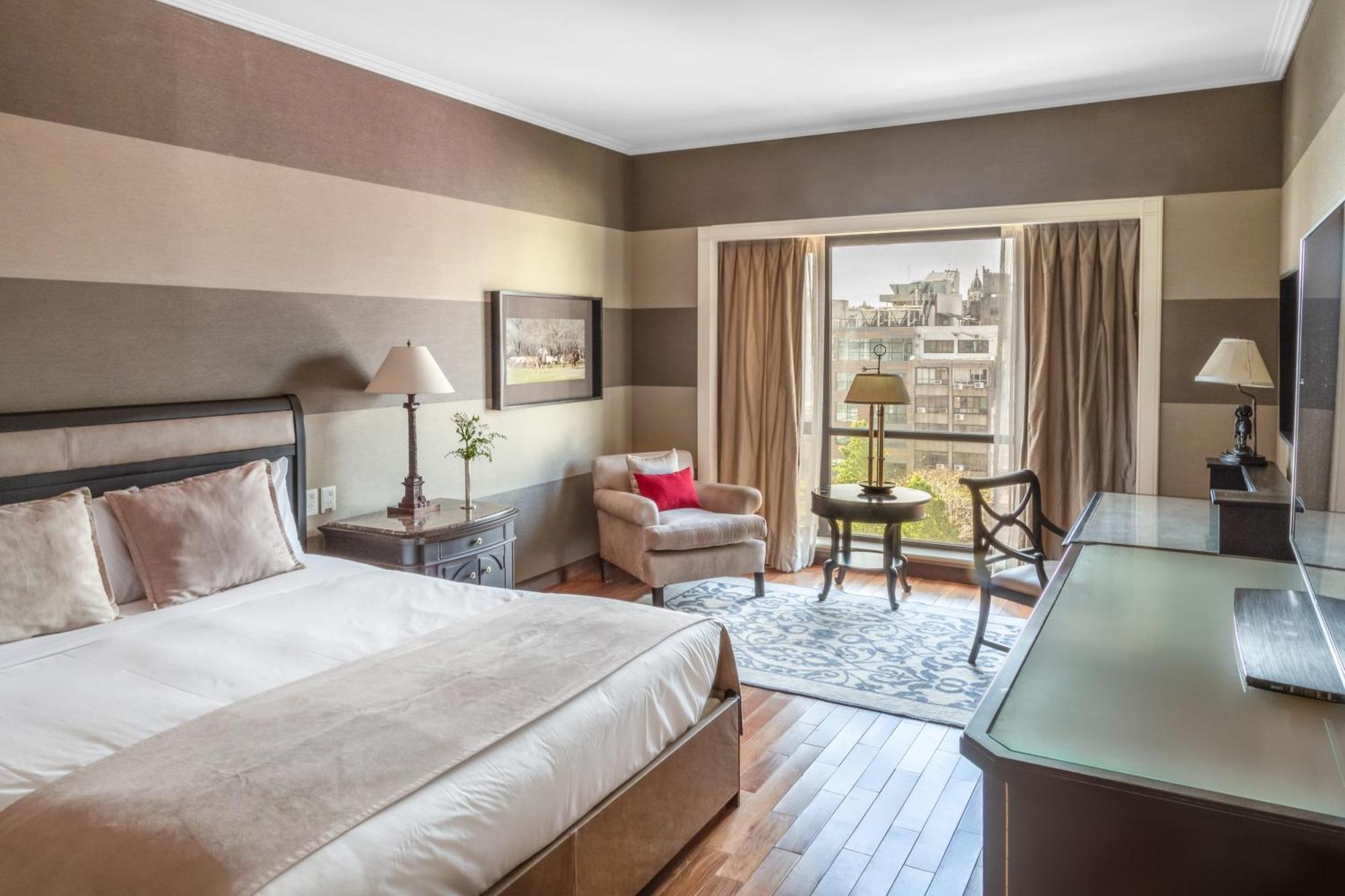 Chambre Lit King-Size Premium