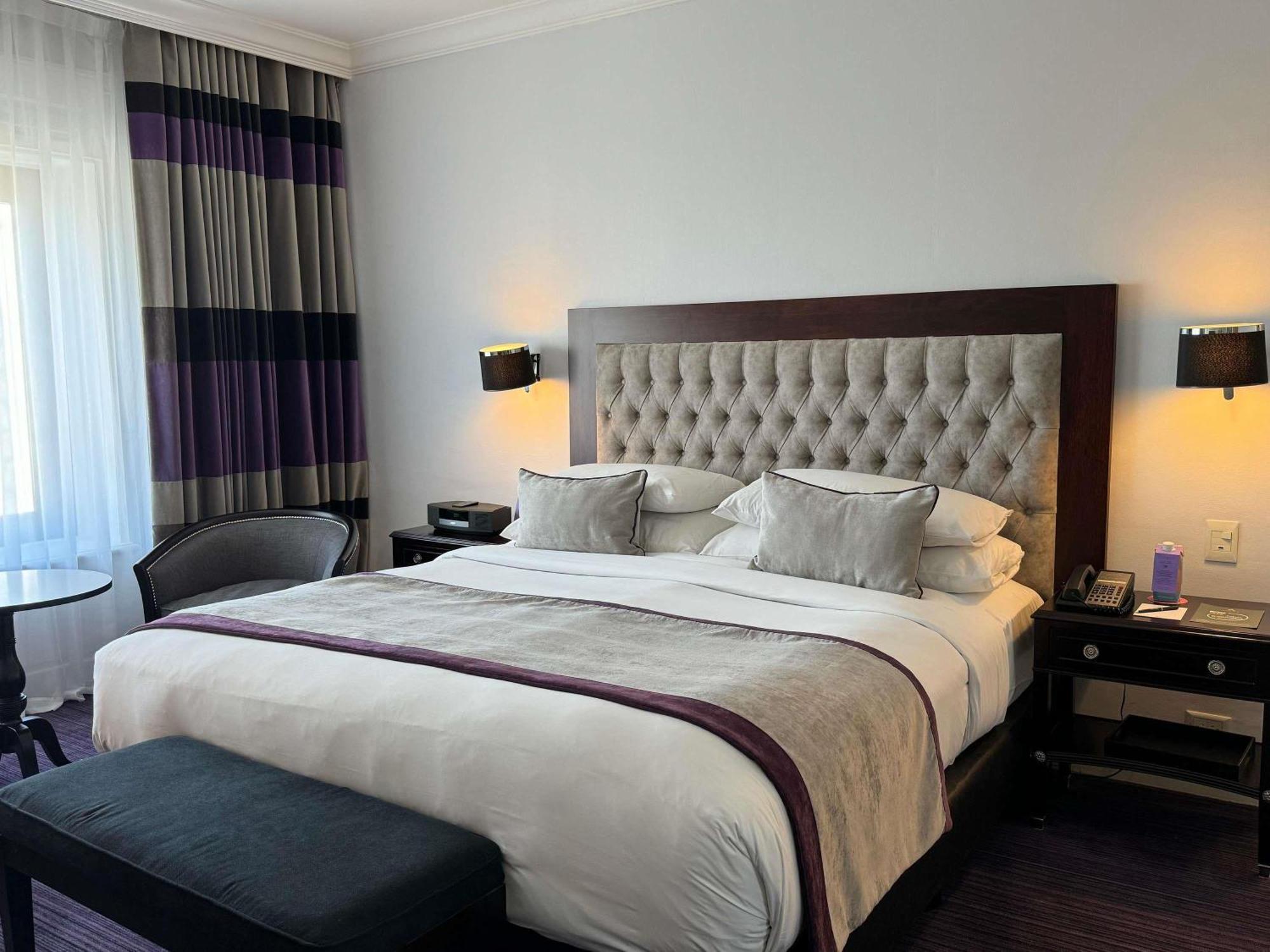 Suite Junior Lit Queen-Size - Vue sur Ville
