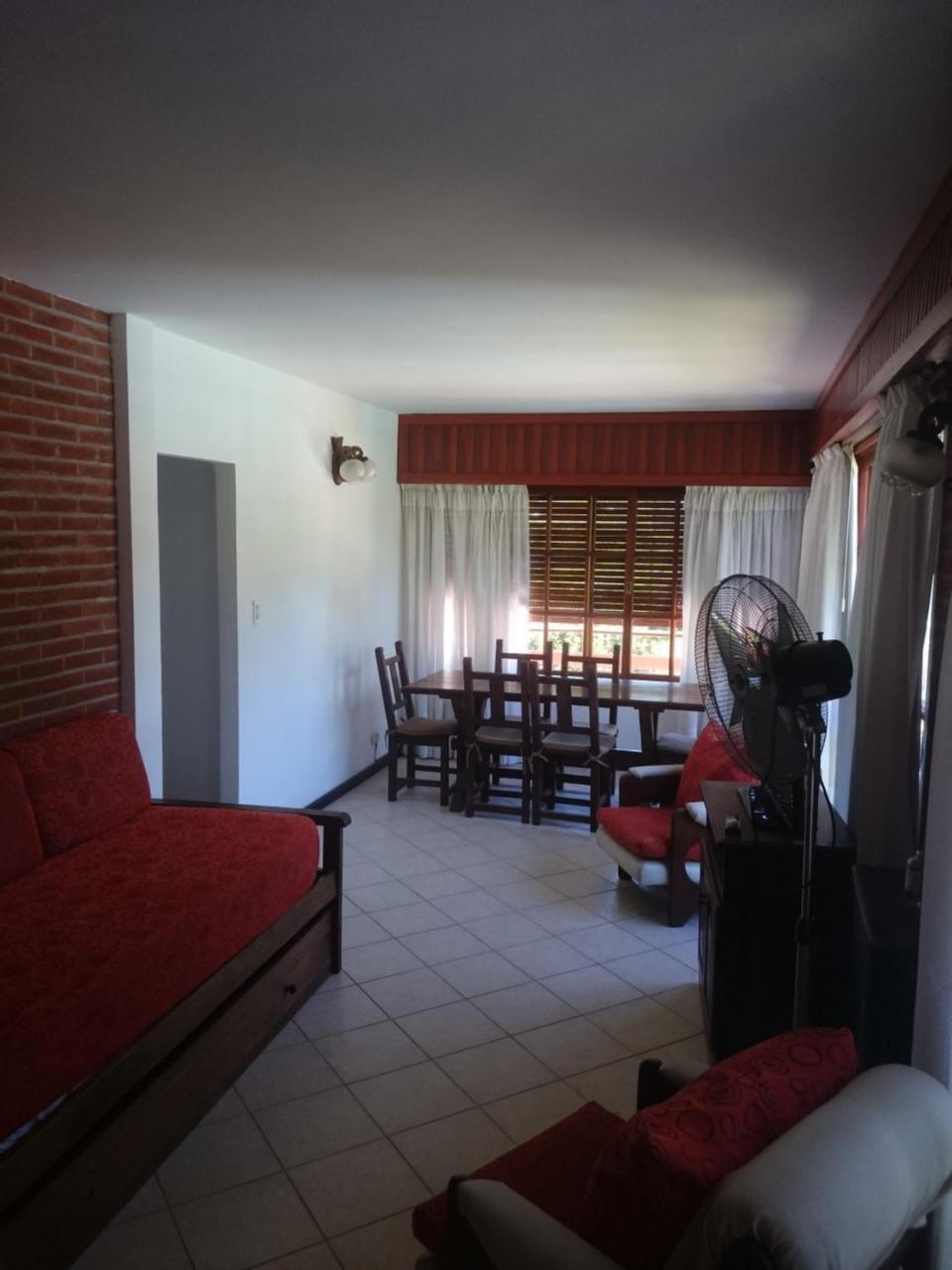 Apartamento con vistas a la piscina