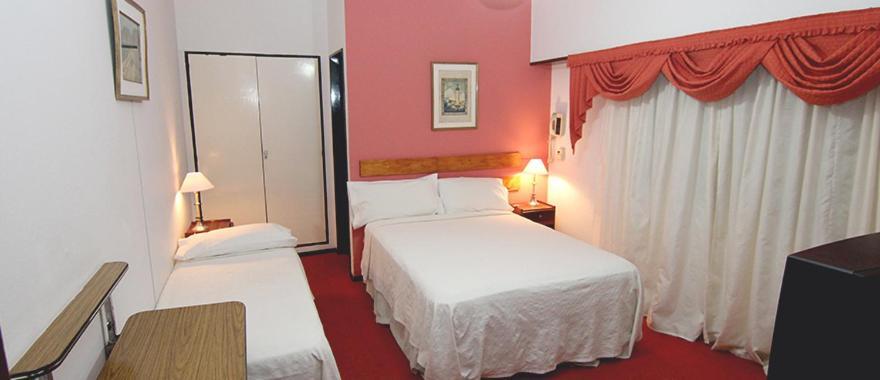 Habitación Triple con baño privado