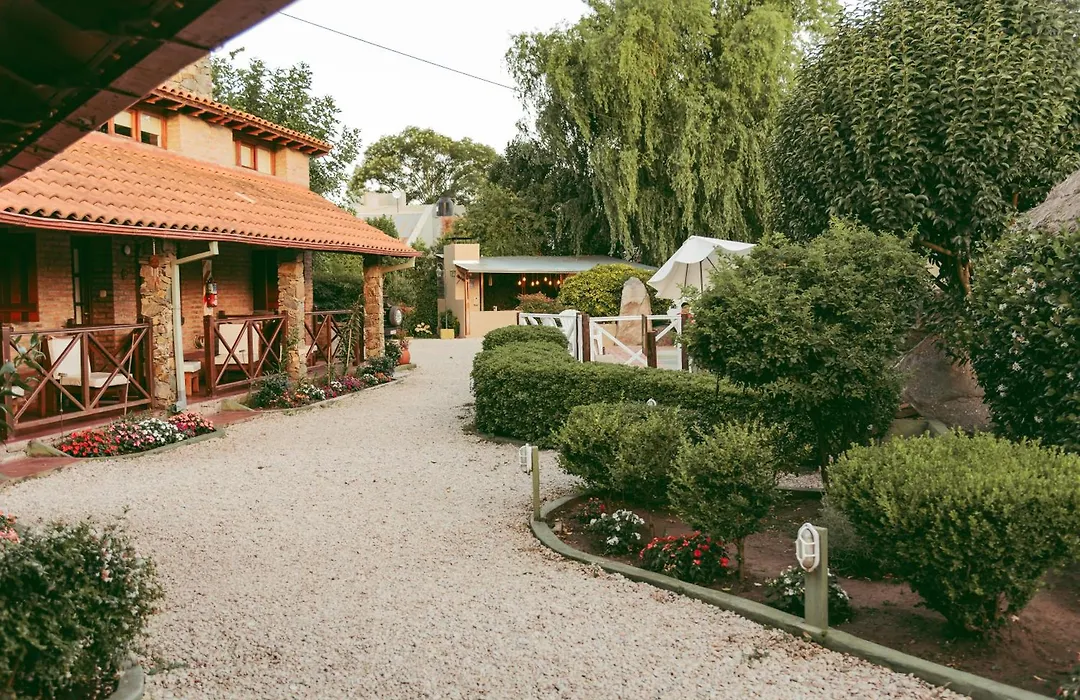 Curahue Apart Hotel-1