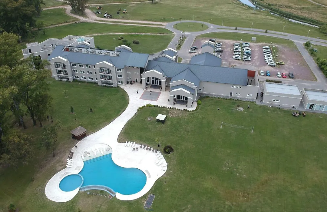 Howard Johnson Resort & Convention Center Ezeiza-1