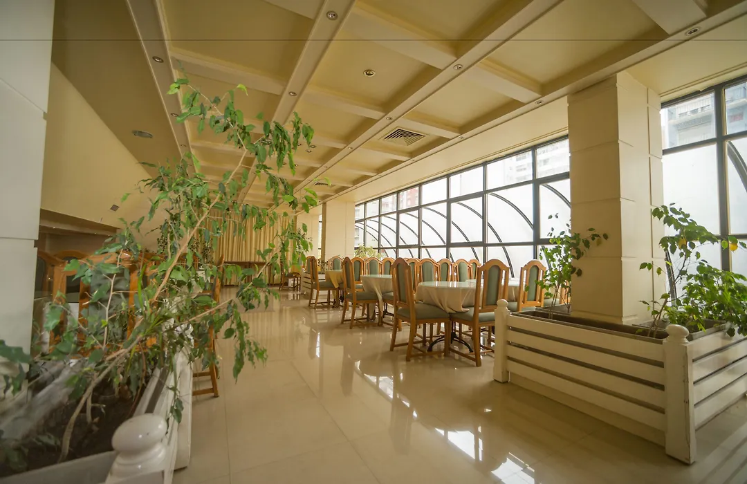 Hotel Versailles-1