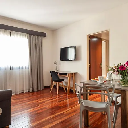 Argenta Tower Hotel & Suites-2