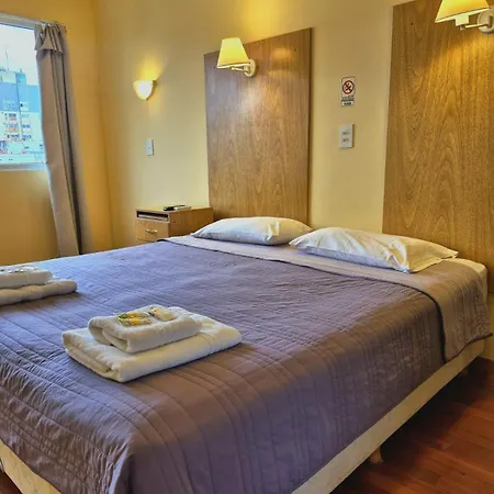 Hotel Juramento-2