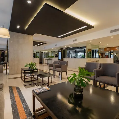 Feir'S Park Hotel & Rooftop-3