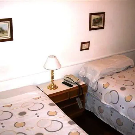 King'S Hotel-2