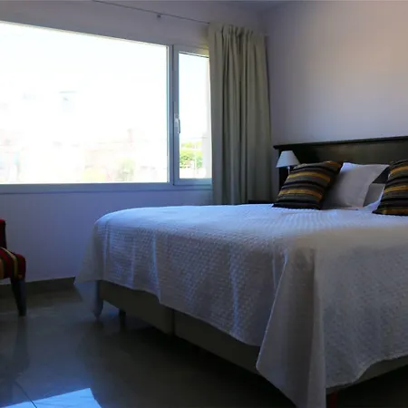 Breeze Apart Hotel-3