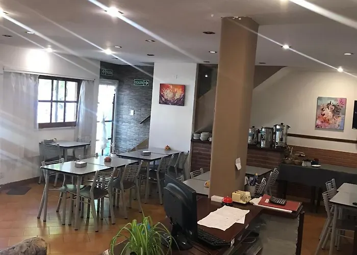Hotel Embassy