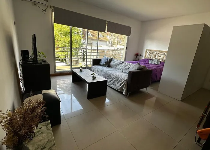 Lovely & Lightful Studio With Pool