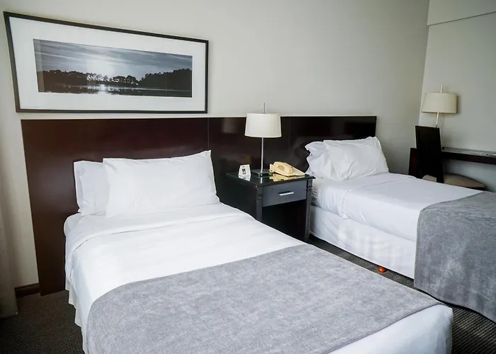 Plaza Real Suites Hotel