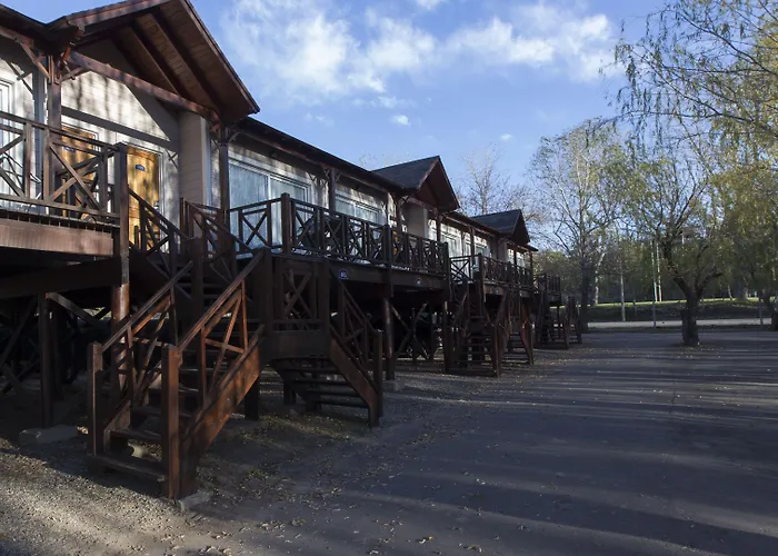 Howard Johnson Marinas & Resort