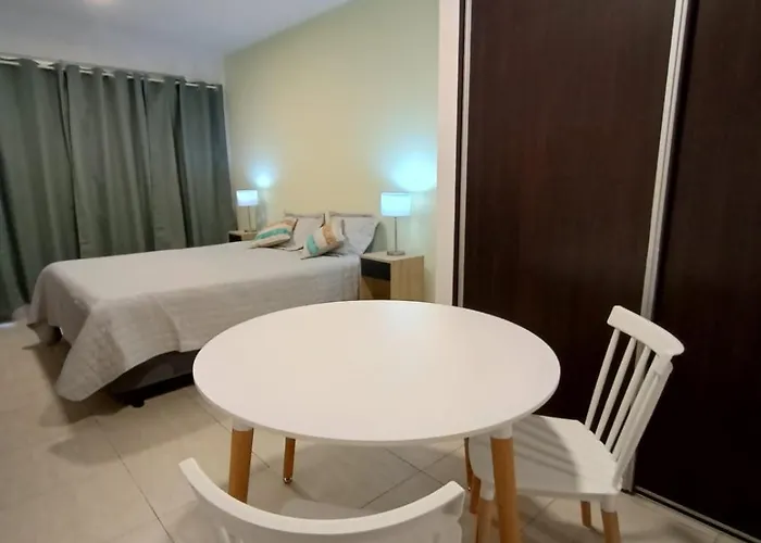 Monoambiente con balcón en Adrogué Adrogué