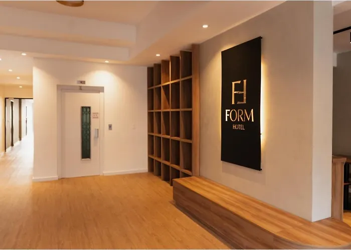 Form Hotel