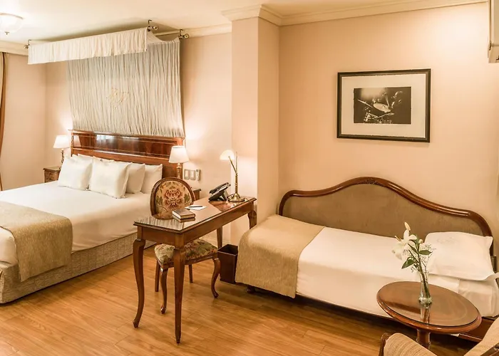 Melia Recoleta Plaza