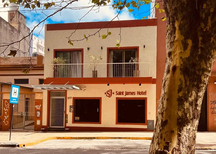 Hotel Saint James