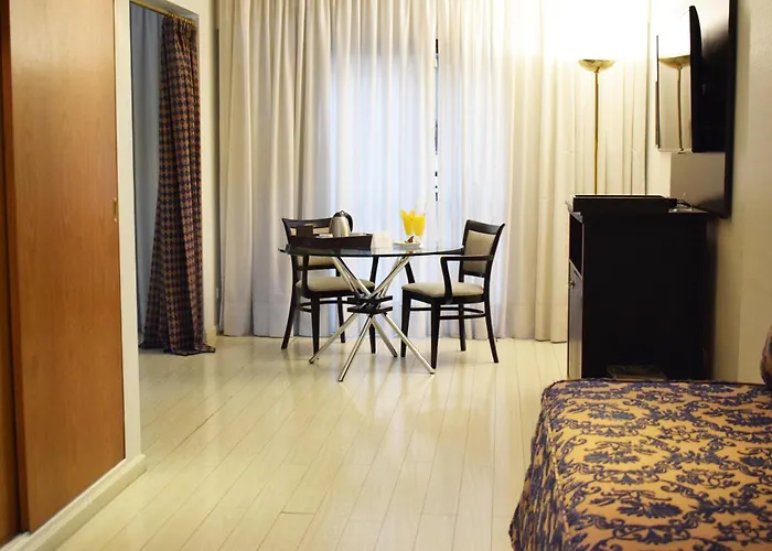 Hotel Dolmen