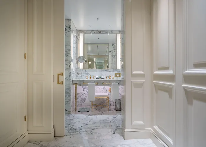 Alvear Icon Hotel