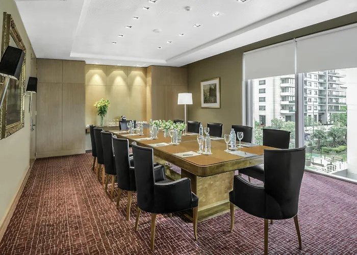 Alvear Icon Hotel