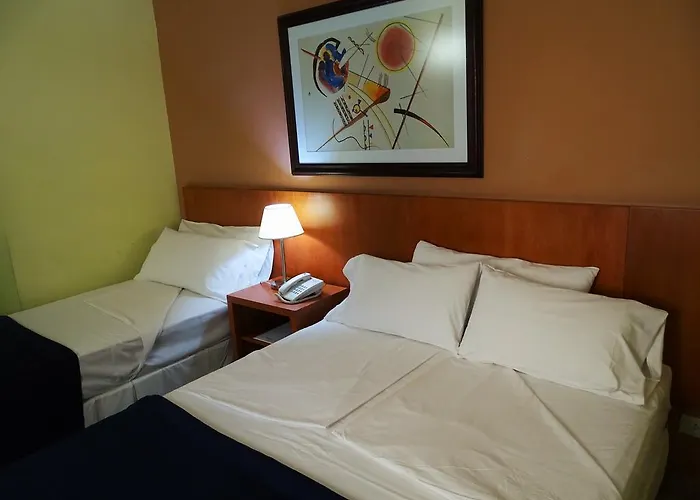 Hotel UTHGRA de las Luces Ciudad Autónoma de Ciudad Autónoma de Buenos Aires