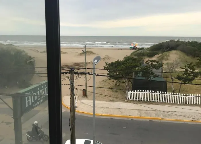 Onais Hotel